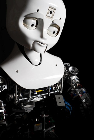 Le robot Nexi, star du salon de réalité virtuelle Laval Virtual