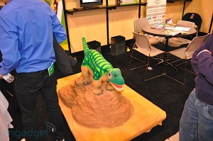 Pleo Robot Dinosaure au CES 2010 #2