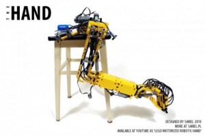 The Hand - Bras Robot en Lego #1