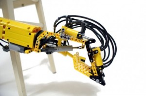 The Hand - Bras Robot en Lego #2