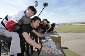 Un Japonais handicapé au Mont-Saint-Michel grace a robot exosquelette #3