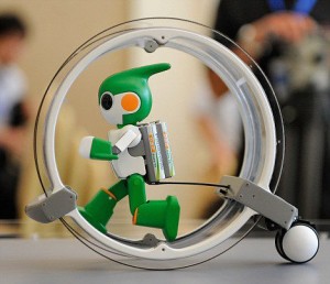 Evolta - Le Robot de Panasonic fait le Triathlon IronMan #4