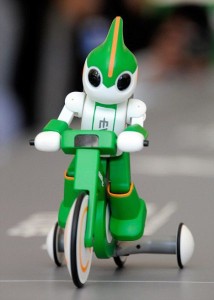 Evolta - Le Robot de Panasonic fait le Triathlon IronMan #6